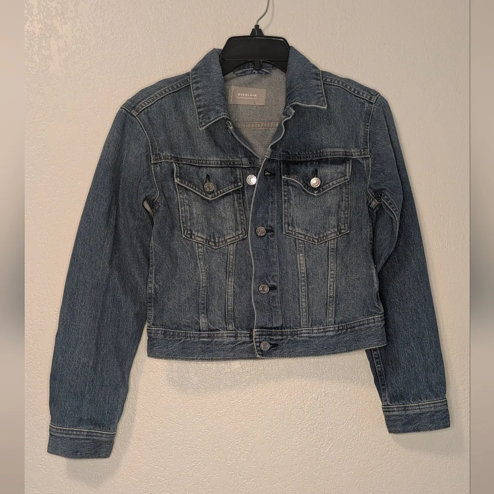 Everlane The Shrunken Denim Jacket - Picture 4 of 8